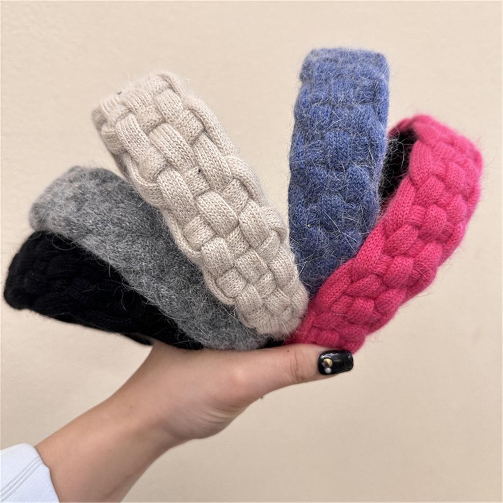 Fashionable Wide Braided Headbands for Women Stylish Headwear Casual Hair Accessories Headpieces for Party Work