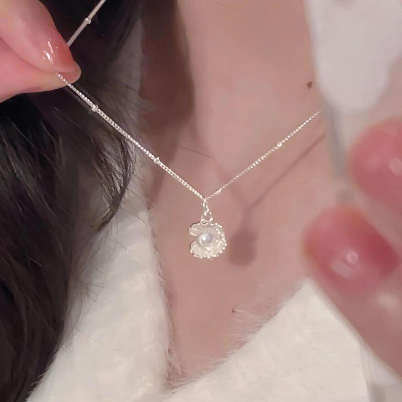 Designer Fashion Design Shell Pearl Necklace for Women Light Luxury Stylish Pendant Wedding Popular Silver 925 Jewelry