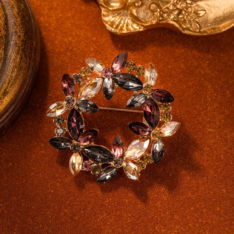 Korean Retro Crystal Flower Wreath Brooch: Colorful Rhinestone Pin, Fashionable Temperament Accessory.