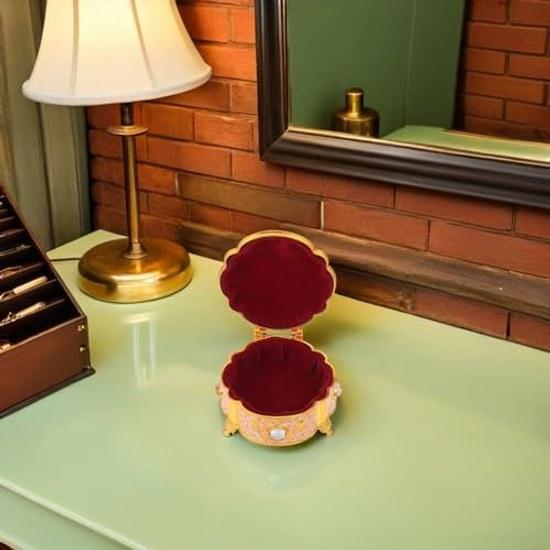 No-brand Item Retro Round Embossed Pattern Jewelry Box Small Portable Accessory Storage Case Multifunctional Travel Women Girls