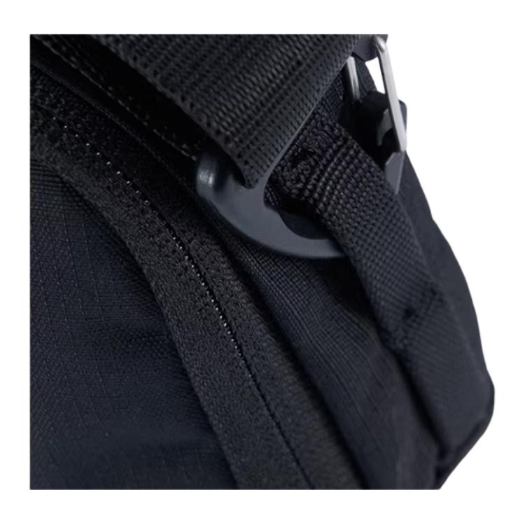 New Columbia Fabric Shoulder Bag Unisex Black UU2768-010