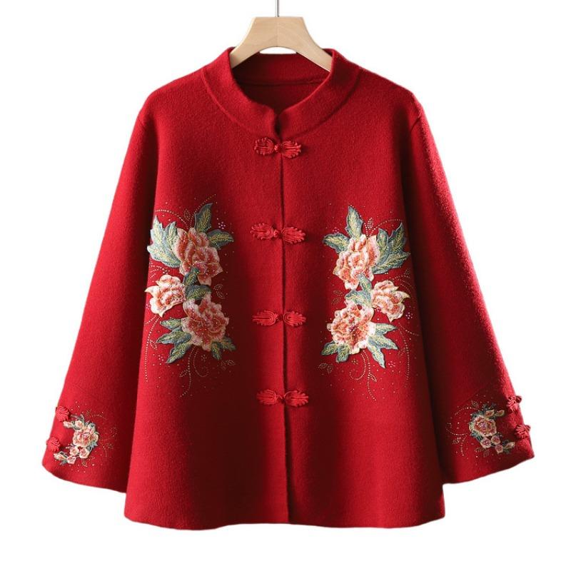 Mom autumn and winter new cashmere coat Tang suit old woman natal year happy mother-in-law wedding banquet top spring