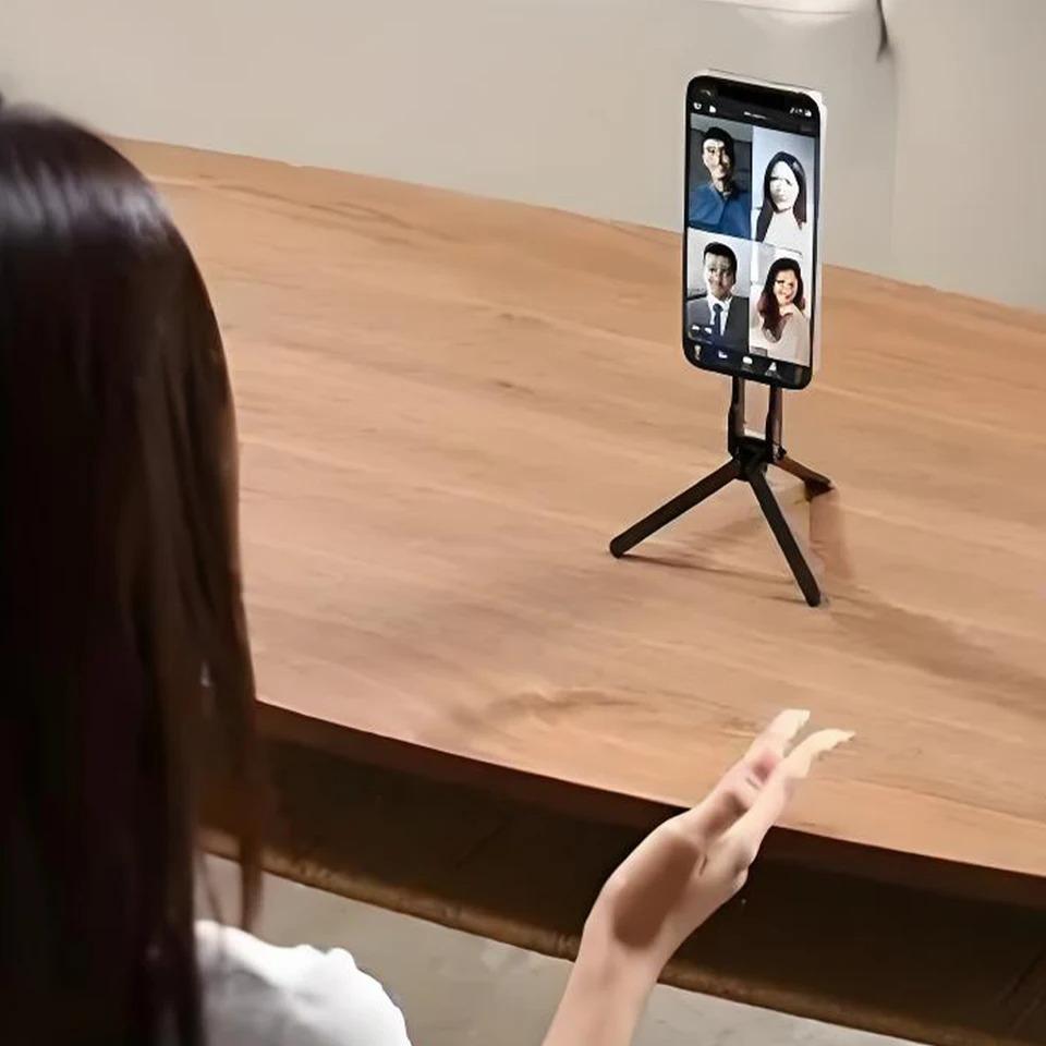 Alloy Phone Tripod Carabiner-Mounted For iPhone Portable Dual-sided Magnetic Tripod Desk Mount Phone Handle Holder Vlog Video