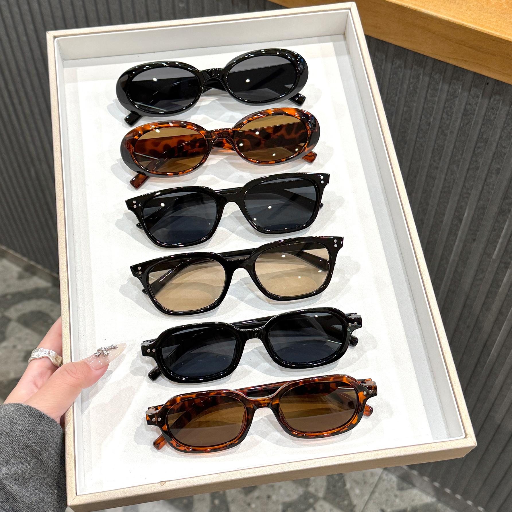 

6Pcs Women s Sunglasses Set, Retro Fashion Multi-Color Frame Combination Set, Vacation Street Photography, Driving, Outdoor