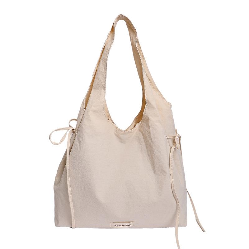 Minimalist Nylon Hobo Bag for Women Casual Everyday Use Large Capacity Shoulder Tote Bag Soft Fabric Fashion Design