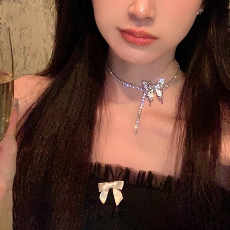 Elegant Korean Rhinestone Bow Tassel Necklace - Luxury Clavicle Chain for Women