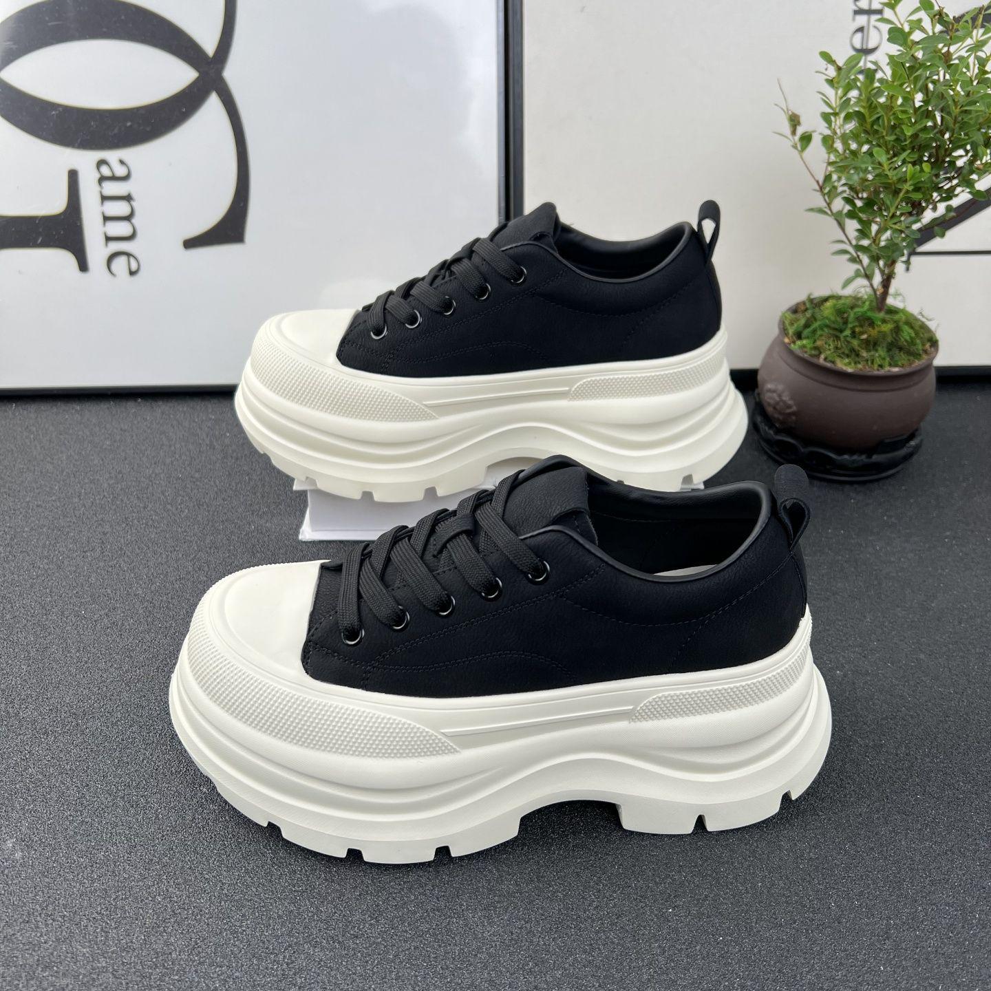 

European Style Women s Platform Height-Boosting White Cowhide Casual Skate Shoes for Autumn Default Option