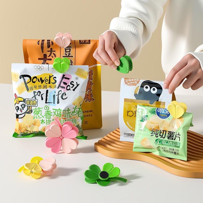 Four-leaf Clover Magnetic Sealing Clips - Fridge Magnets for Food Bags - Snack Sealing Clips - Magnetic Stickers - Personalized Creative Bag Clamps