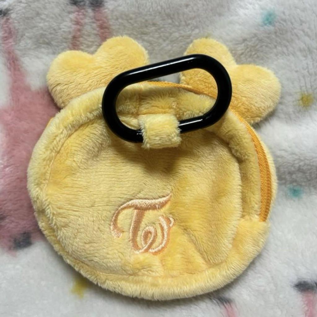 [USED] TWICE Jihyo Earphone Pouch
