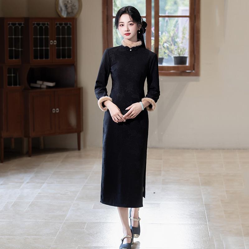 Black velvet winter clothing national style new Chinese long-sleeved improved cheongsam winter thick young women's high-end sense