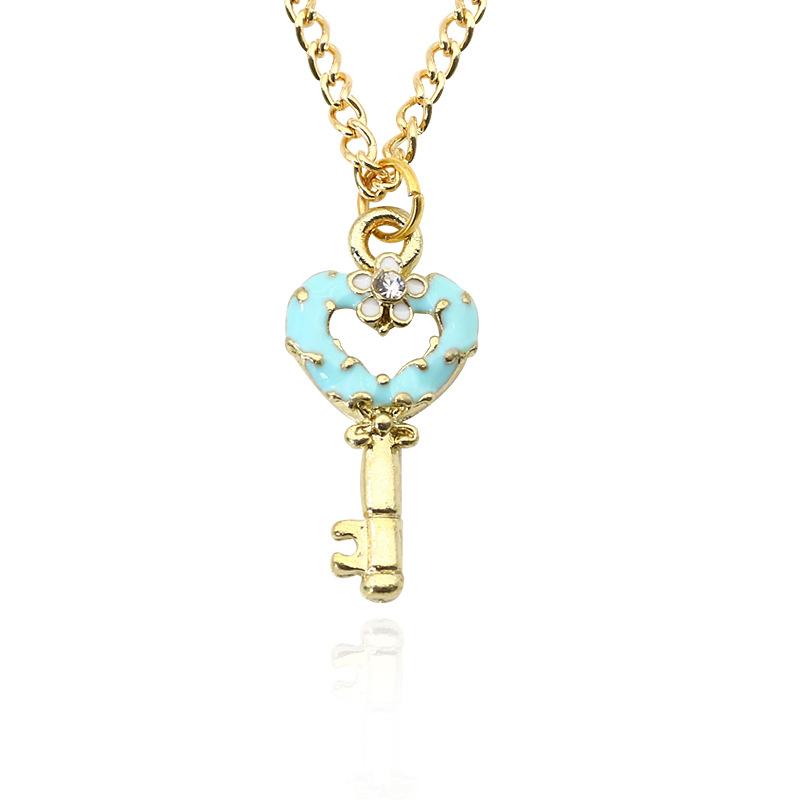 Women Heart Key Shape Hollow Cute Alloy Pendant Necklace with Chain Christmas Gift