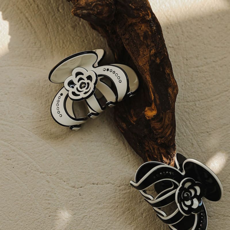 

J.Lauren French Rose Provence Hair Claw Clip Bh0932 black