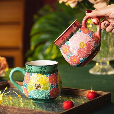 Retro Hand-painted Floral Pattern Contrasting Color Large Capacity Coffee, Milk Tea, and Water Cup