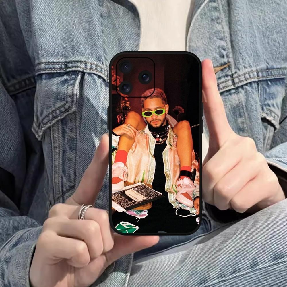 Singer Mora Phone Case For iPhone Mini 11 12 13 14 15 Pro XS Max X Plus SE XR Black Soft Shell