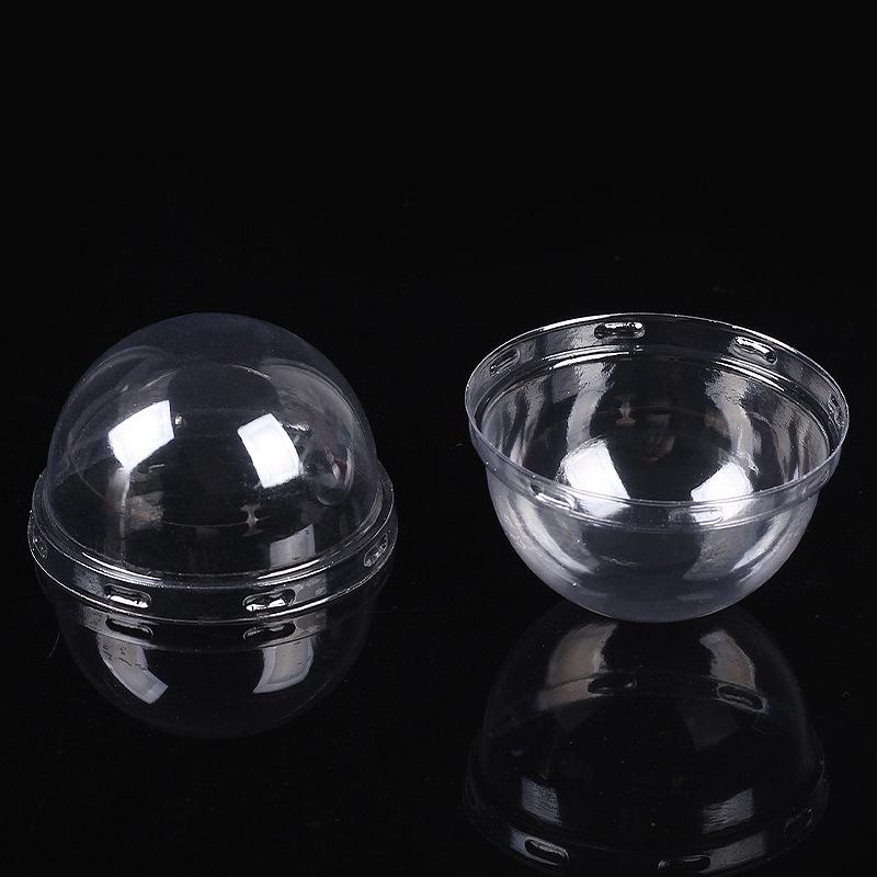 

Gold & Silver Ruffled Muffin Cups with Transparent Semi-Circular Lids - 6240 Rolled Edge Waxed Paper, Plastic Lid 5039 Large Lid 50 pcs