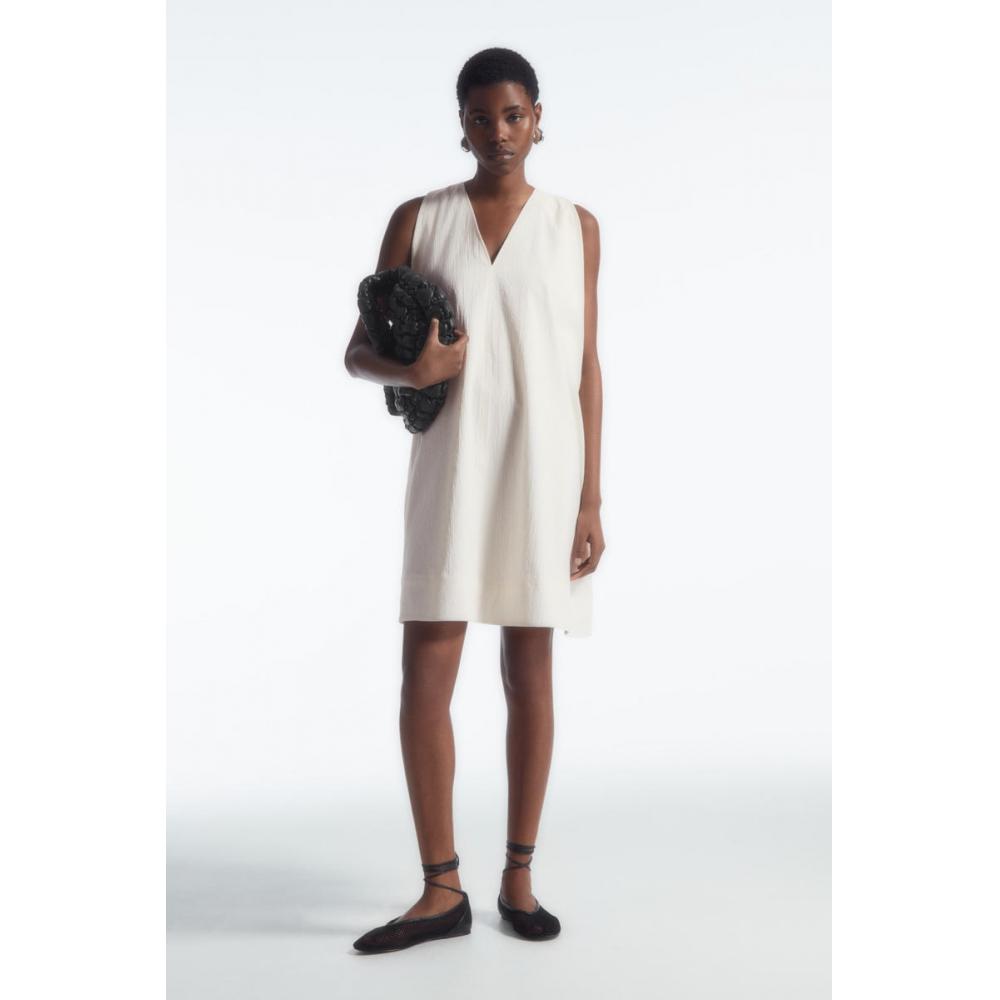 

COS Japan Мини-платье А-силуэта без рукавов white/38