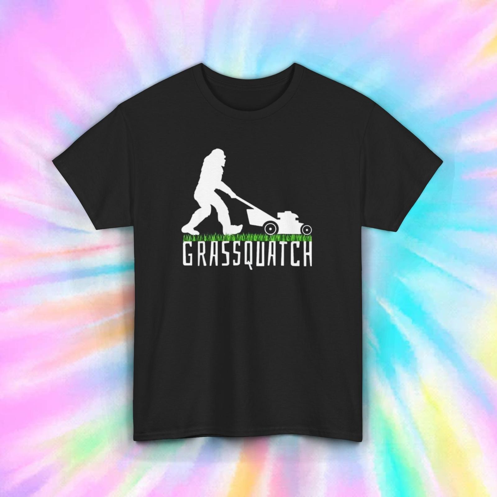 Grassquatch Funny Lawn Mowing Bigfoot T-Shirt Sasquatch Lover Tee S-5XL S