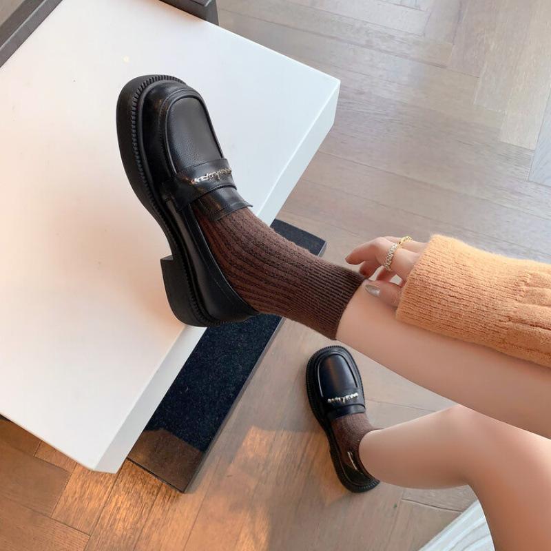 

Новая всесезонная обувь на толстой подошве, нескользящая, одинарная, женская, кожаная, большого размера, с круглым носком, удобная, из овчины, женская обувь, низкий каблук, маленький ле 40