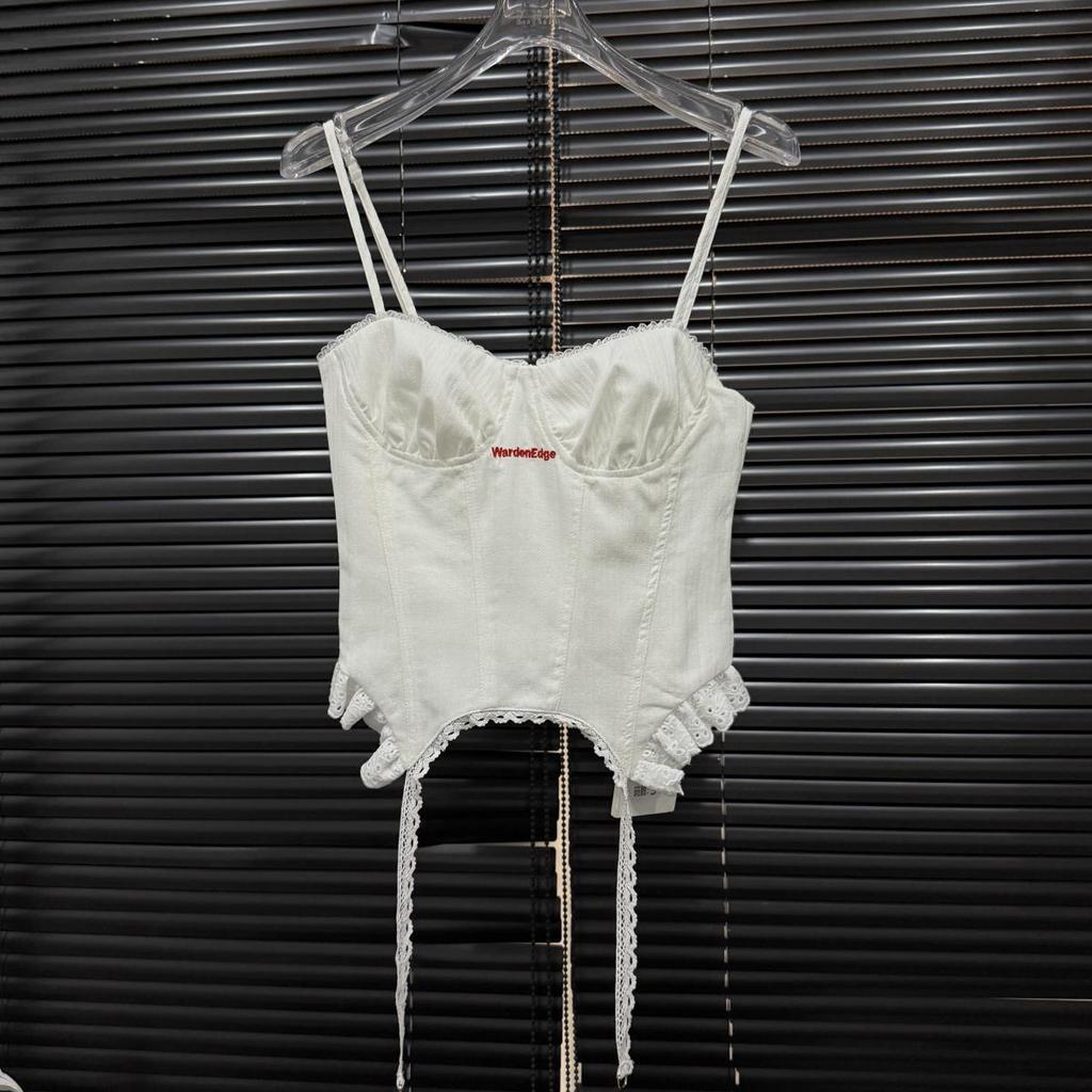 European Station Summer Women's Clothing American Spice Girl Design Waist Embroidery Suspender Lace Splicing Top European Goods