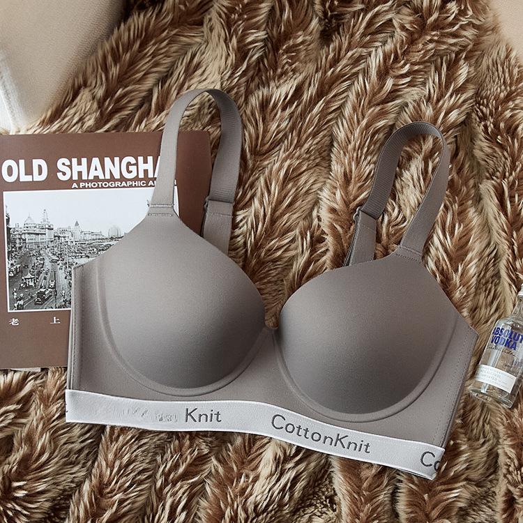 Seamless Lingerie Women's Breast Retraction Anti-sagging Large-sized Bra Sports Bra Thin Bra Push Up Bra