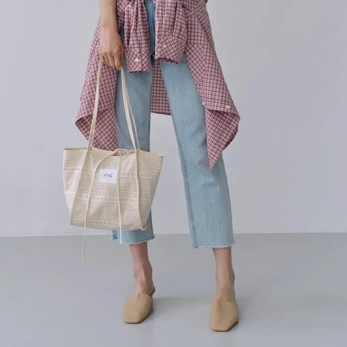 Embroidered Lace Double Canvas Shoulder Bag _ [Natural]