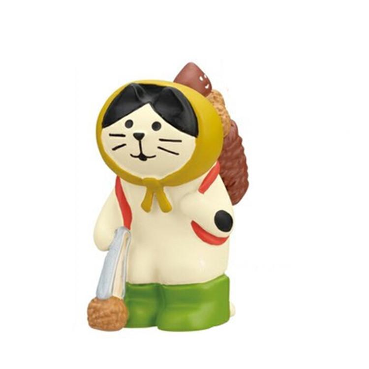Autumn Harvest Chestnut Series: Miniature Japanese Cat Resin Ornament & Photography Prop