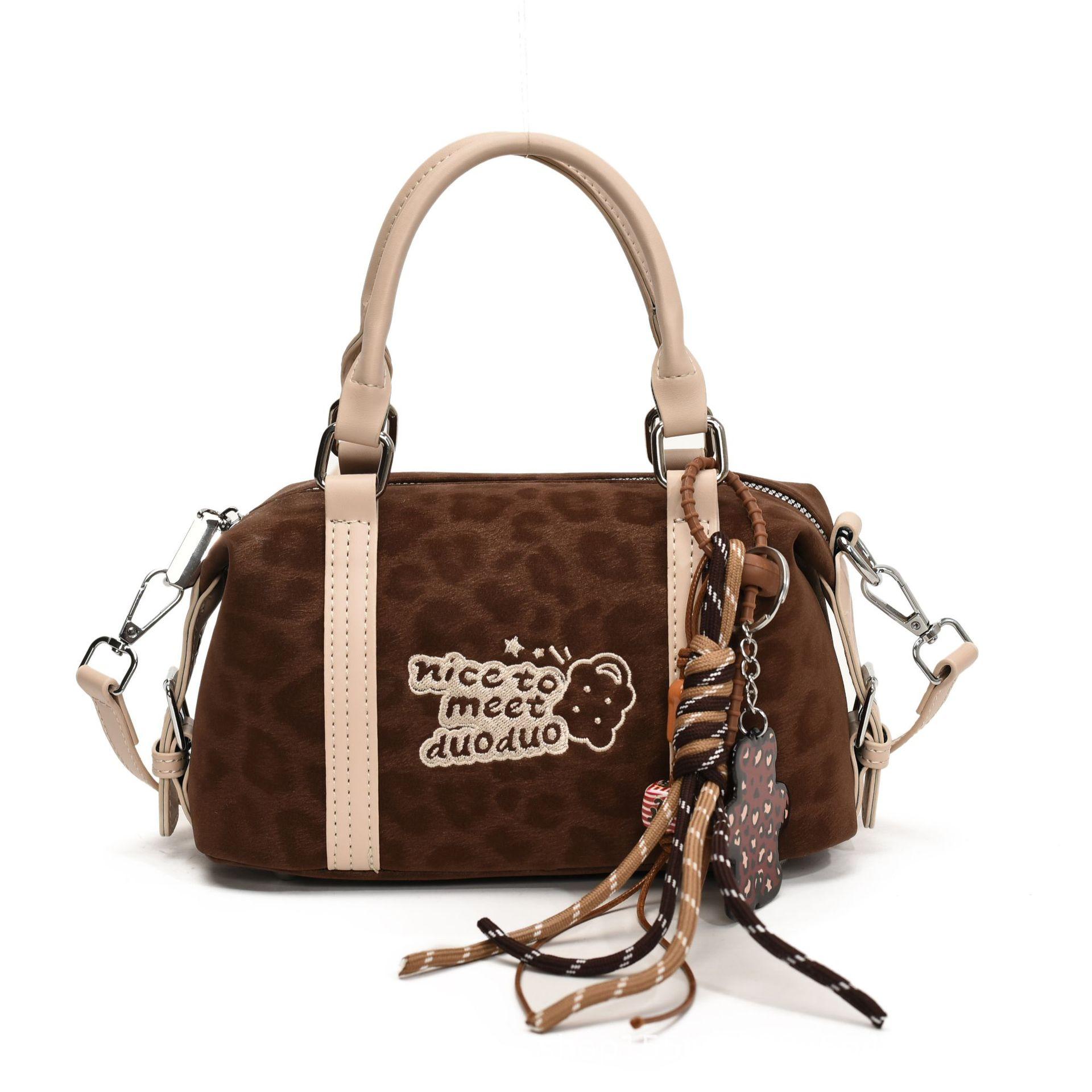 Осенне-зимняя универсальная сумка женская мода ретро портативная сумка-бостон новая нишевая ретро модная сумка-мессенджер No accessories