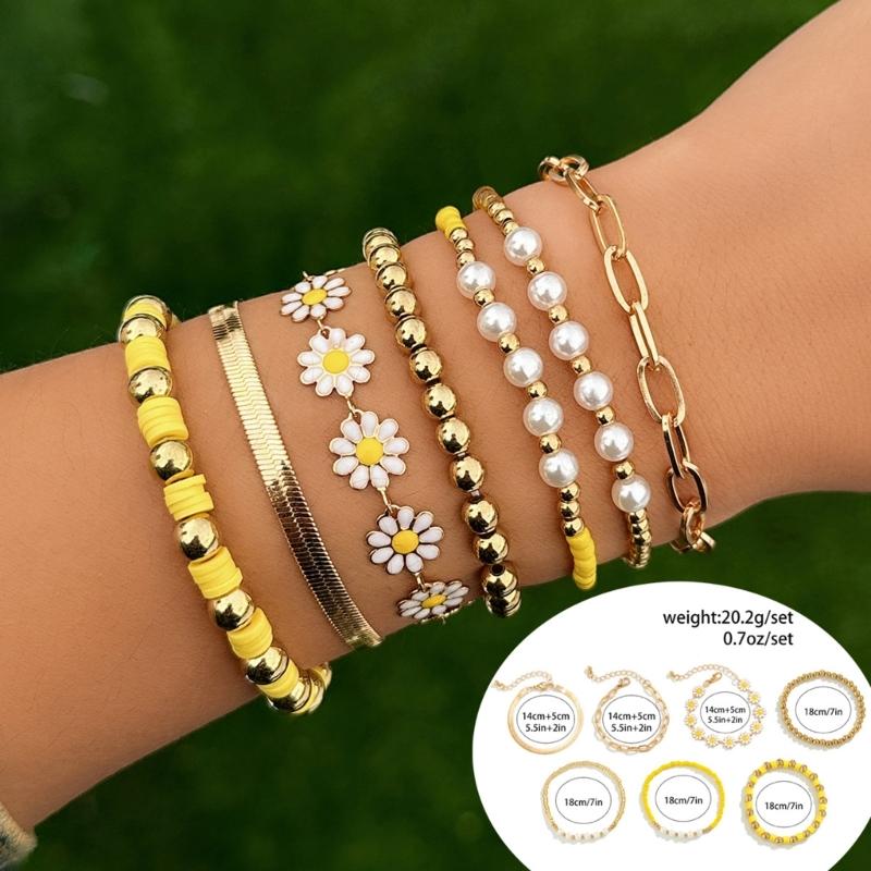 Daisy Pendant Bracelet Set with Faux Pearls Colorful Beaded Handchain Accessory Stackable Wristchain for Women Girls