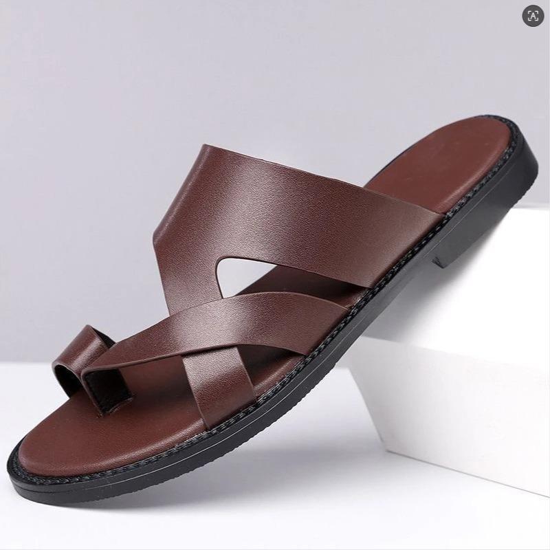 Men's Flat Slippers New Outdoor Breathable Casual Soft Sole Beach Shoes Lightweight Comfort Fashion Non Slip Male Sandals