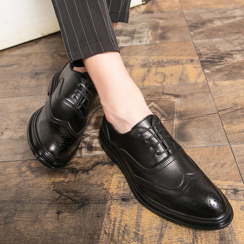 Fashion Fashion Man Oxford Shoes Lace-Up Outdoor Male Flats All-match Classic Mens Casual Shoes Leather New Men Business Walking Shoes
