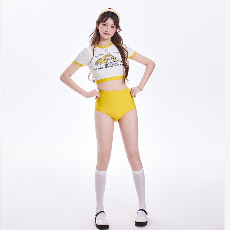 

Women s Conservative High-End Short Sleeve Sunscreen Swimsuit M