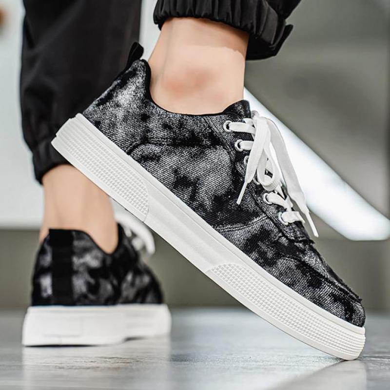 Fashion Retro Denim Canvas Shoes for men breathable Casual Shoes men Sneakers thick sole Outdoors Versatile Classic Board Shoes man