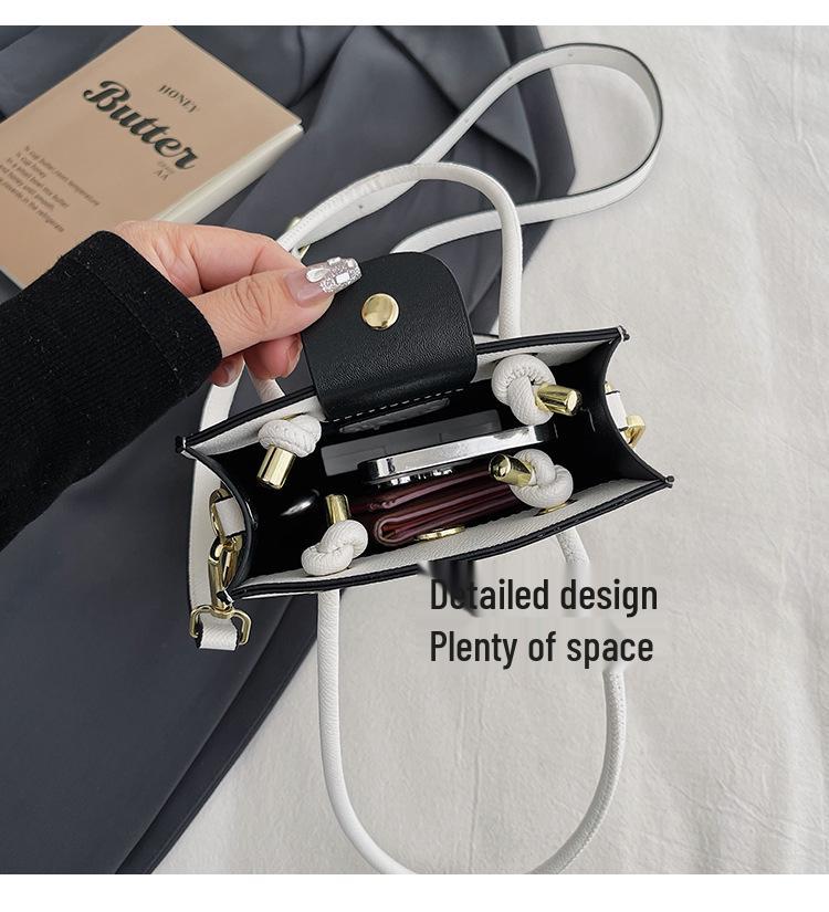 2025 Herbst/Winter Damenmode Umhänge- und Schultertasche - Schlichtes, vielseitiges, kleines handgehaltenes quadratisches Design