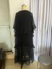 Elegante Vestido Francês de Corte A, Saia Longa Franzida com Mangas Lanterna e Detalhes de Contas