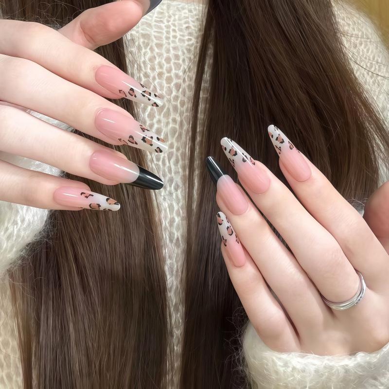 Almond Shape Leopard Print Press-On Nails - French Manicure, High-End, Removable, Whitening.