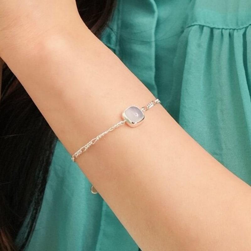 BELLOOGGI Blue Chalcedony Bracelet