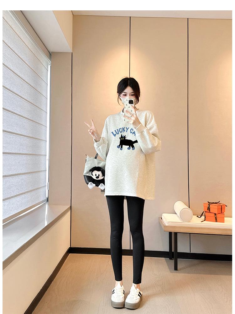Trendy Maternity Sweatshirts - Loose, Stylish, Belly-Covering Wear for Moms, Autumn/Spring 2025.