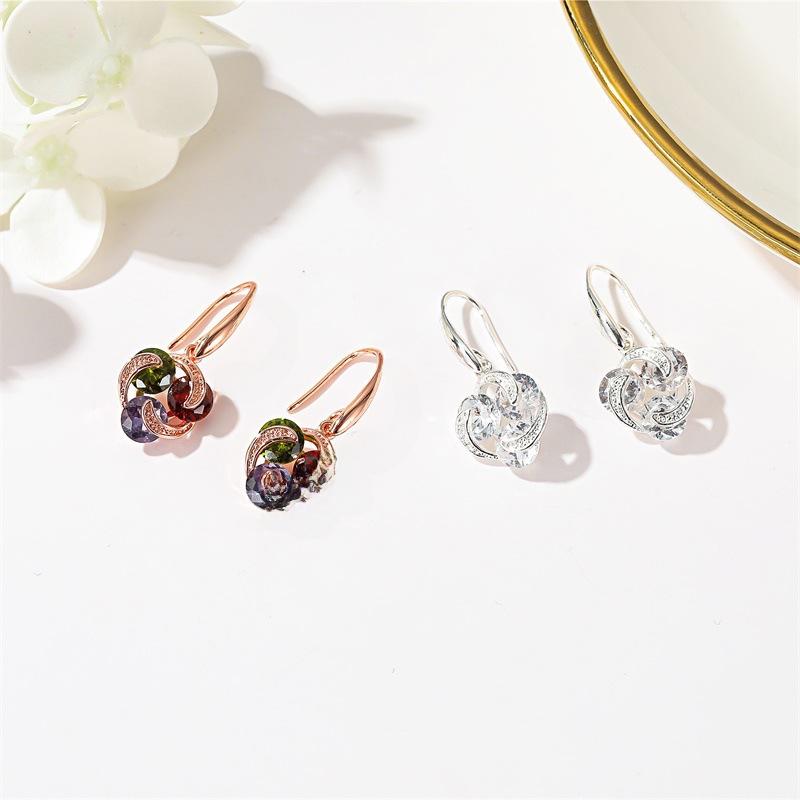 Boucles d'oreilles élégantes en zircon: Design de moulin à vent en diamants colorés pour femmes