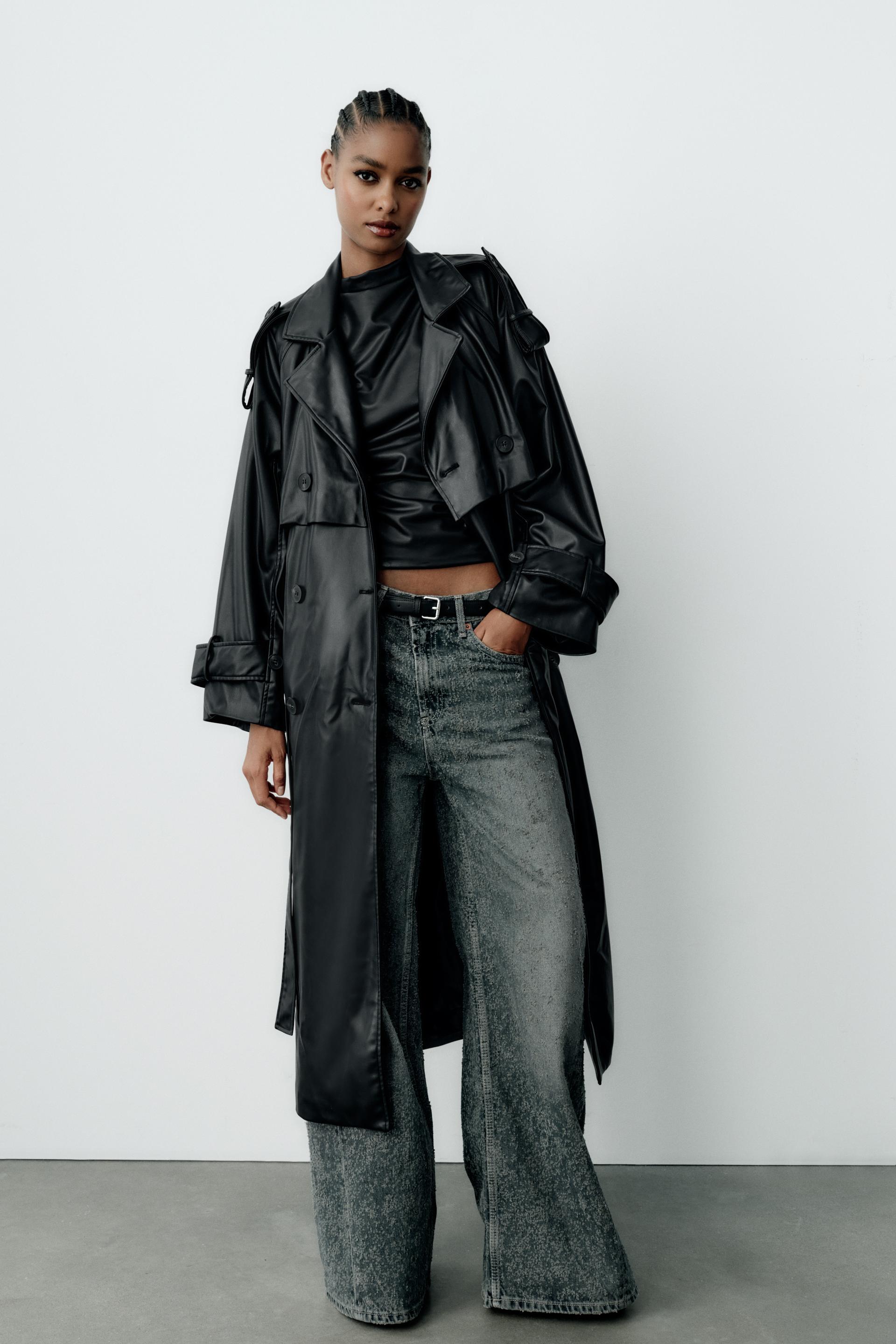 

ТРЕНЧ ОВЕРСАЙЗ С ЭФФЕКТОМ КОЖИ