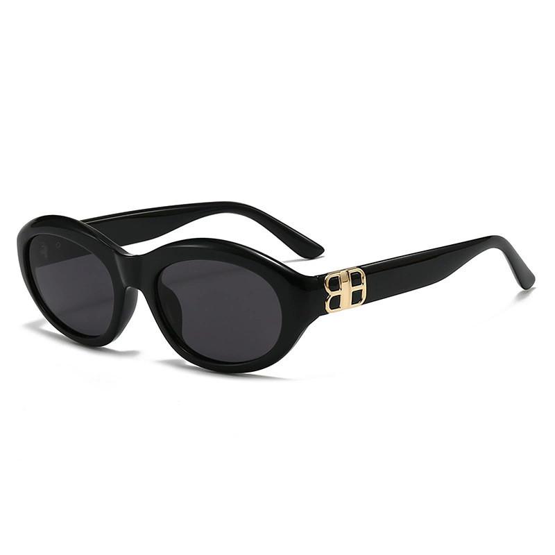 Modern Geometric Black Frame Cat Eye Sunglasses With Uv400 For Casual Wear BlackFrameGrayLens