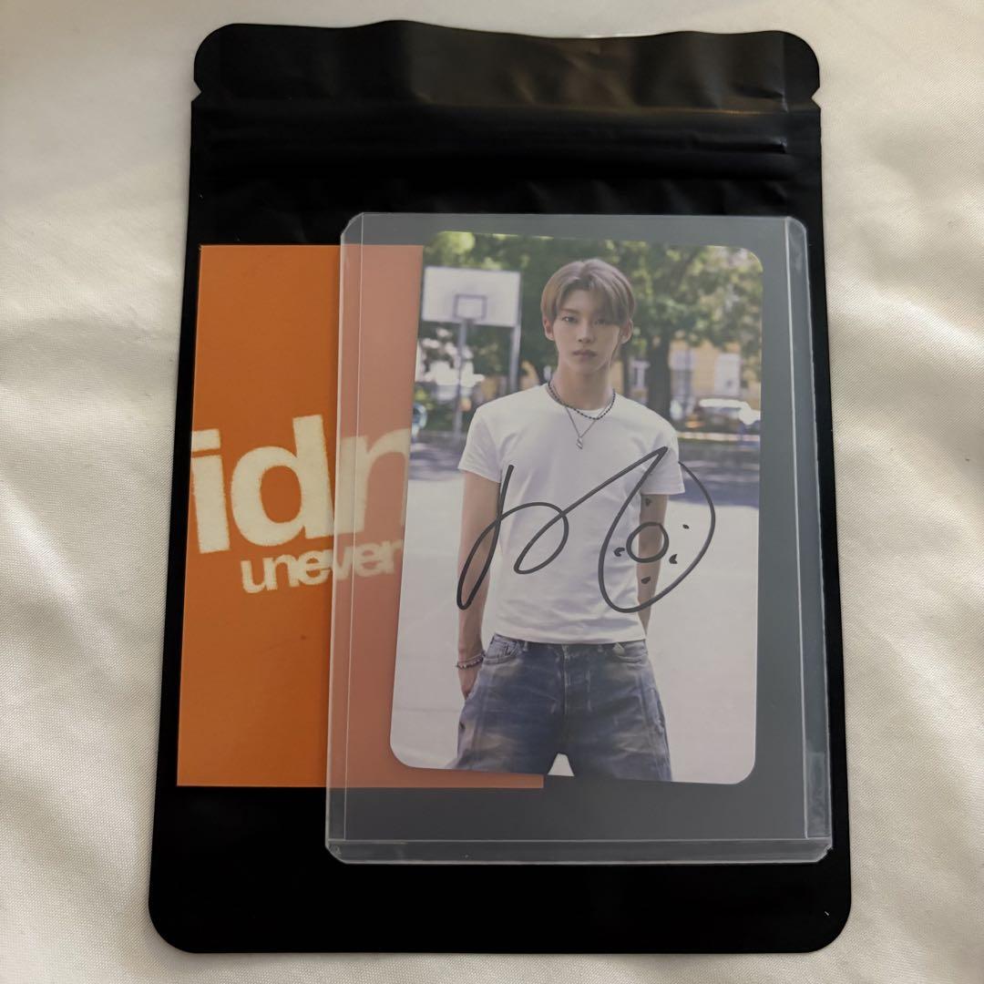 

[USED] idntt unevermet OMA autographed by Dohoon
