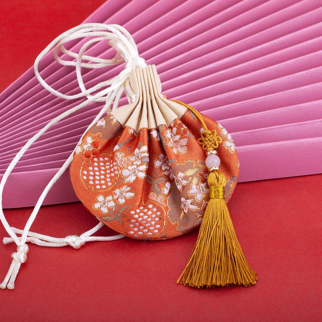 Brocade Palace Wuzhuhua Embroidery Dragon Boat Festival Sachet Bag Logo.