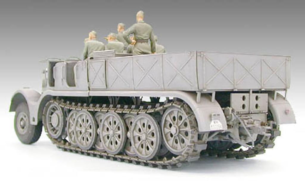 Tamiya Military Miniature Series 239 German Army Heavy FAMO Plastic Model Kit 35239 1/35 No. 18-ton Half-track