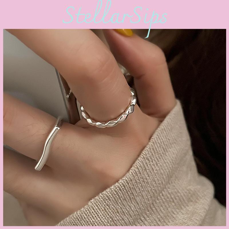 Stunning Geometric Design Adjustable Ring For Women In Stylish Minimalist Fashion