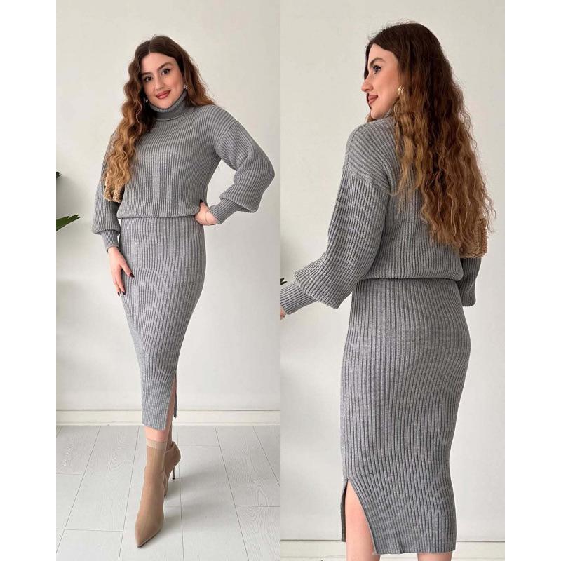 2025 A/W Solid Color High Neck Pullover & Slit Skirt Set