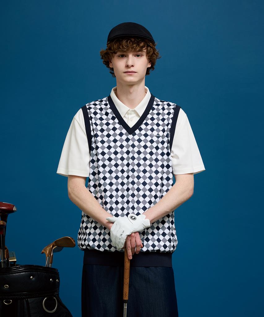 Crew Members Only Resort Print Vest Checker