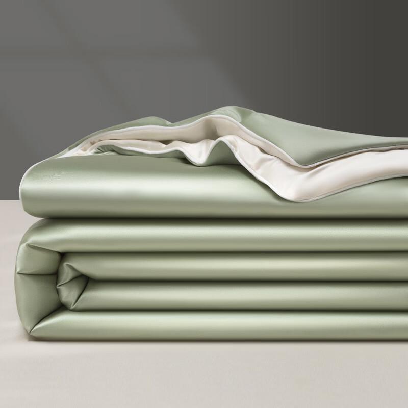 Brangdy Cooling Silk-Feel Summer Quilt