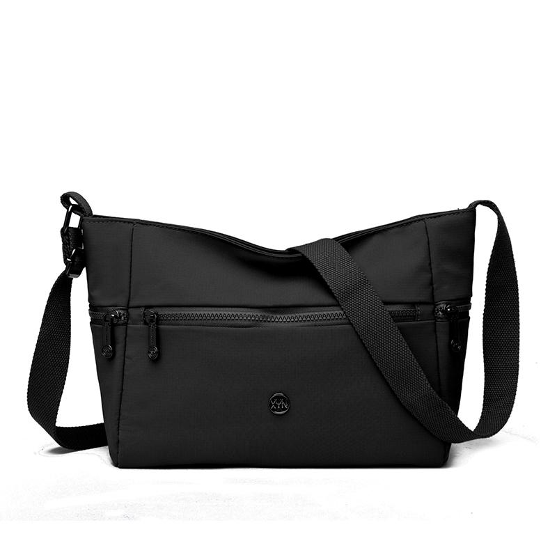 Women's Shoulder Bag Lightweight Crossbody Bag Water-Repellent Nylon Bag Mother Bag