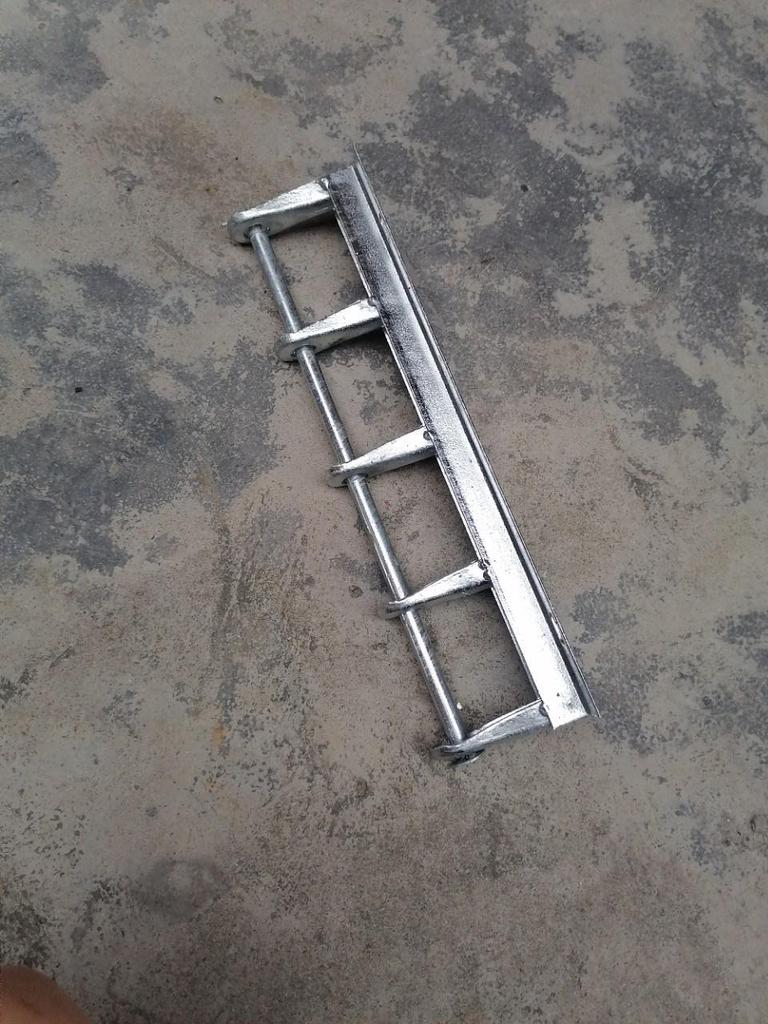 Galvanized Low-Voltage Guy Wire Bracket - Thickened Four-Position Single Stem Street Code
