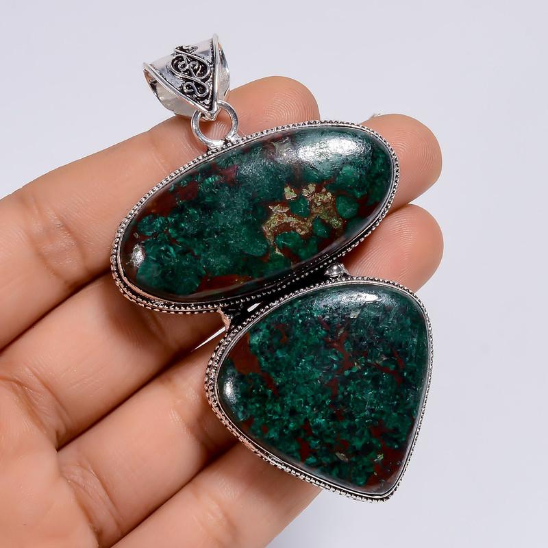 

Unisex Beaded Pendant Necklace with Silver Accents and Adjustable Closure 6-8